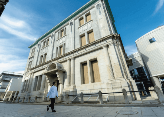 旧大和田銀行本店本館