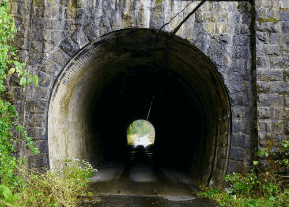 鮒ヶ谷トンネル